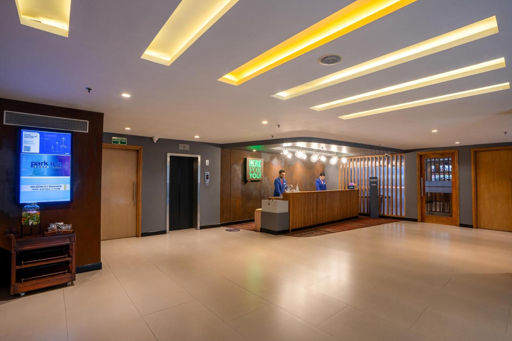 Park Inn By Radisson,South Delhi New Delhi Exterior photo The lobby of the hotel