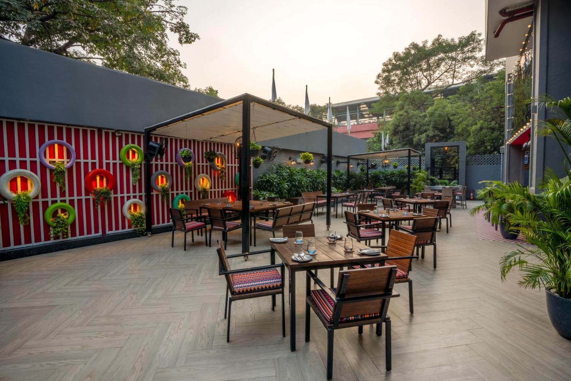 Park Inn By Radisson,South Delhi New Delhi Exterior photo The Terrace at The Park, New Delhi