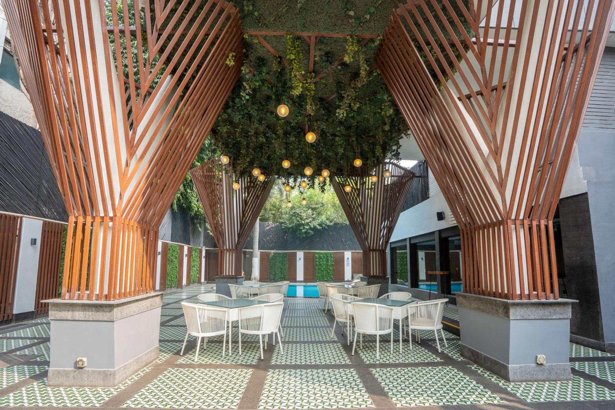 Park Inn By Radisson,South Delhi New Delhi Exterior photo The interior of the hotel